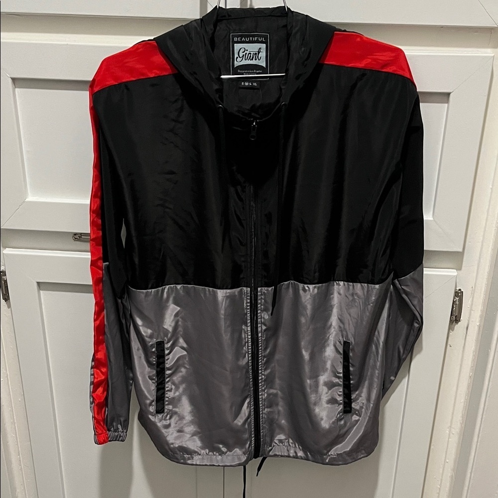 Men's Black and Gray Jacket